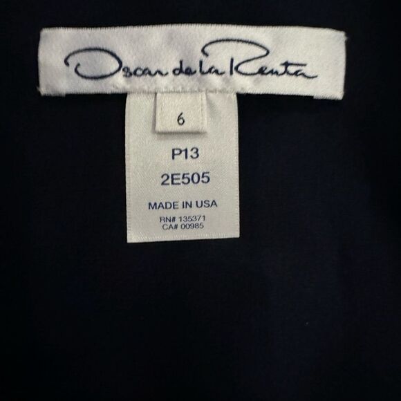 Oscar de la Renta 2013 Suit (6) - Picture 12 of 13